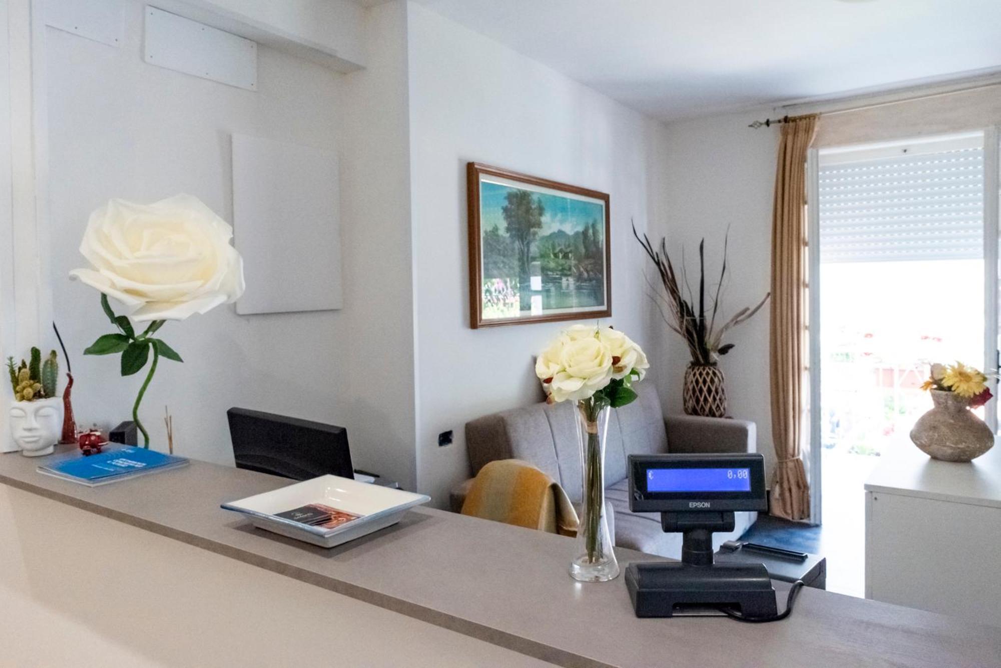 Bed and Breakfast Solaris Пестум Экстерьер фото